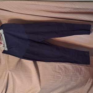 Classic Concept maternity capris leggings